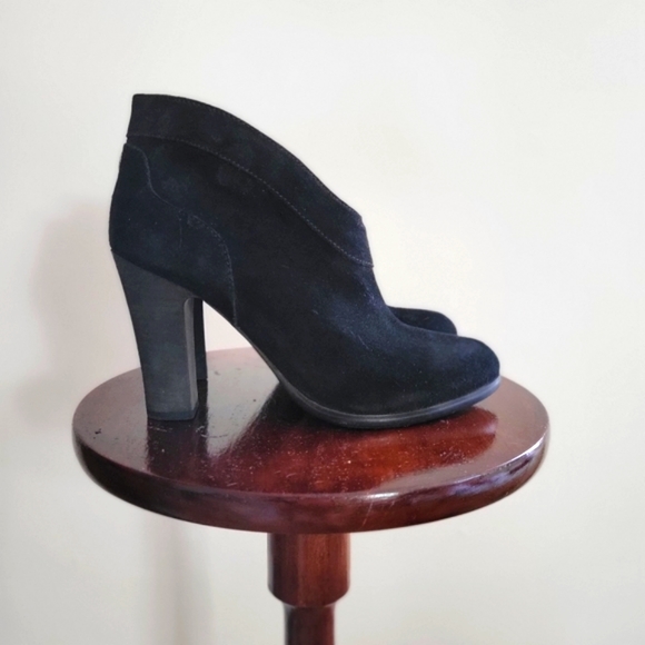 Stack-heeled, Suede Booties - Picture 3 of 7